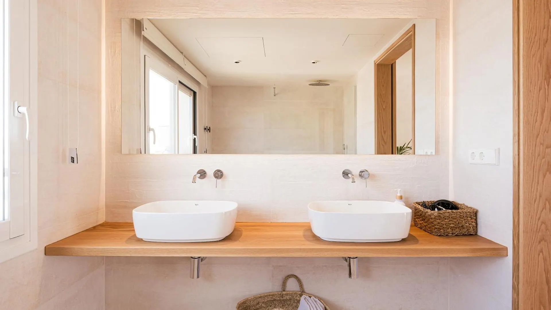 Malacosta Sky Suites - Mc Apartments Ibiza