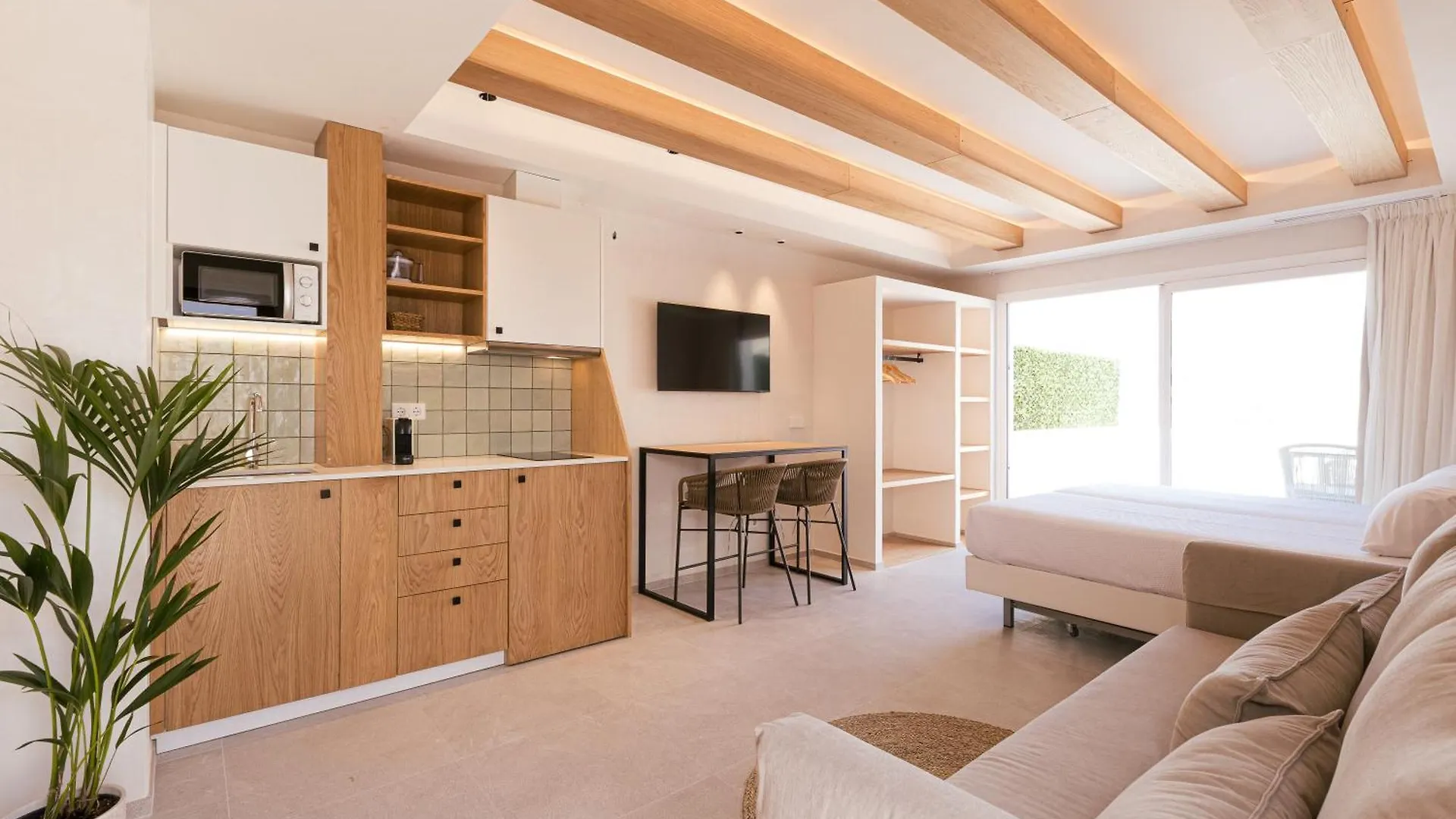 Malacosta Sky Suites - Mc Apartments Ibiza